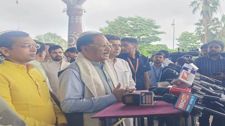 आज से विदेश दौरे पर रहेंगे सीएम : विष्णुदेव साय ने कहा – नई उद्योग नीति लेकर जा रहे, छत्तीसगढ़ में निवेश के लिए उद्यमियों को करेंगे आमंत्रित….
