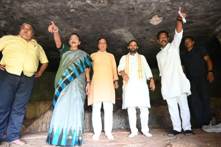 रामगढ़ पर्वत क्षेत्र का किया स्थल निरीक्षण – शीघ्र प्रदेश भाजपा को सौंपेंगे विस्तृत रिपोर्ट