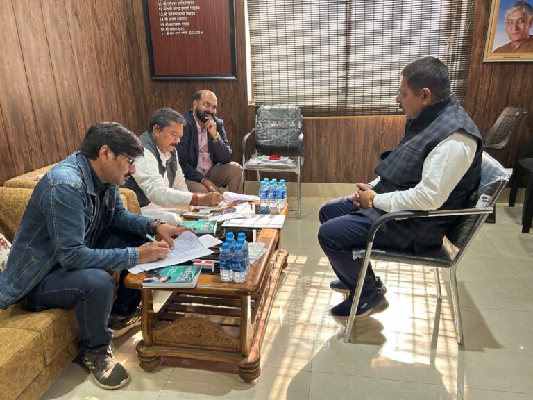 भारतीय राष्ट्रीय कांग्रेस ने राष्ट्रीय स्तर पर अपने नए प्रवक्ताओं के चयन प्रक्रिया को एक प्रतियोगी अभियान बनाकर प्रस्तुत किया है।