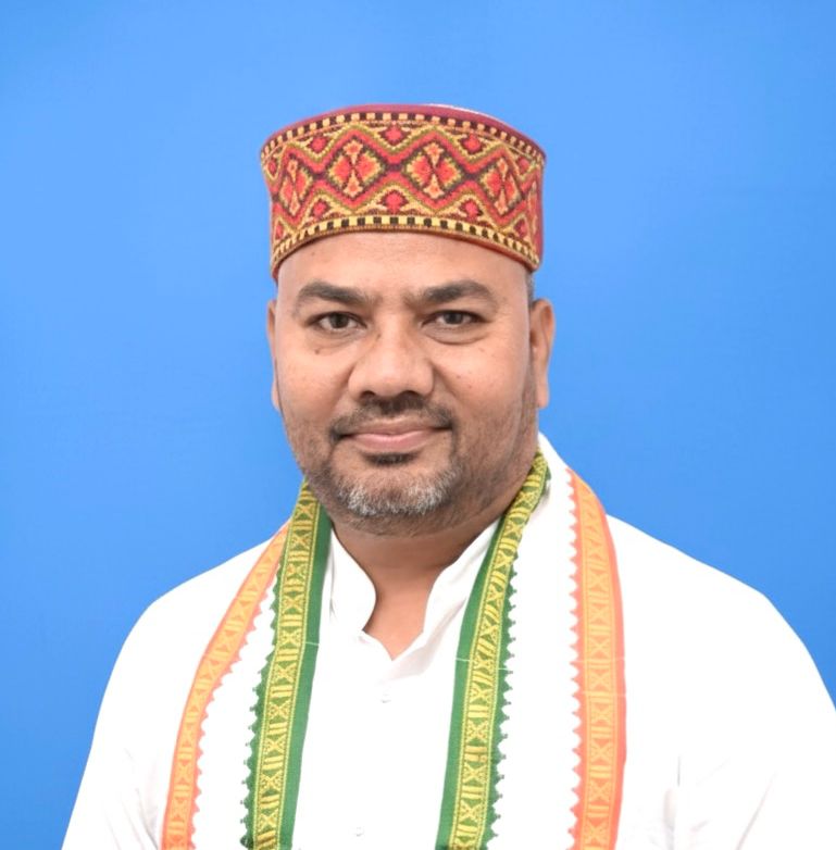 बांग्लादेश से आ रही हिंदू अल्पसंख्यकों के साथ बर्बरता की खबरें विचलित करने वाली हैं। परवेज़ आलम गांधी