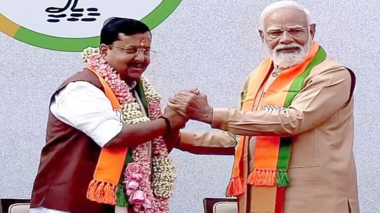 नितिन नबीन बने भाजपा के राष्ट्रीय अध्यक्ष, PM मोदी ने फूलों का हार पहनाकर दी शुभकामनाएं, बिहार समेत देशभर में कार्यकर्ताओं के बीच जश्न का माहौल….