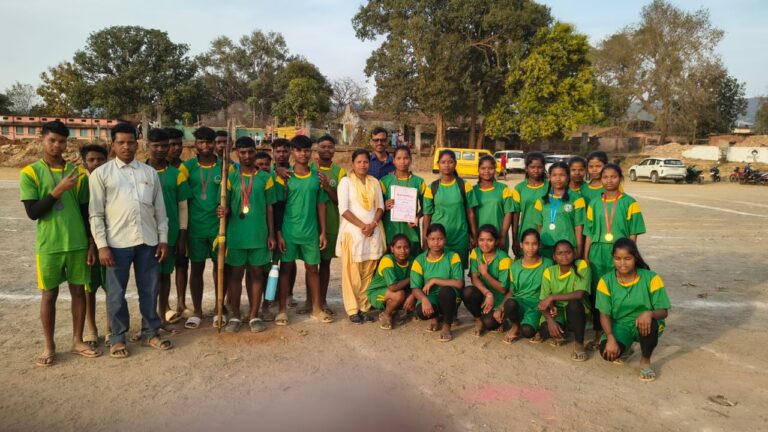 सरगुजा ओलम्पिक 2026 में पहाड़ी कोरवा बच्चों का परचम, रूपसेरा भड़िया विद्यालय के छात्र-छात्राओं ने मारी बाज़ी