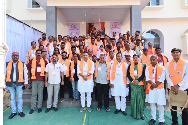 पंडित दीनदयाल उपाध्याय महा प्रशिक्षण अभियान के अंतर्गत दो दिवसीय लखनपुर मंडल प्रशिक्षण वर्ग संपन्न