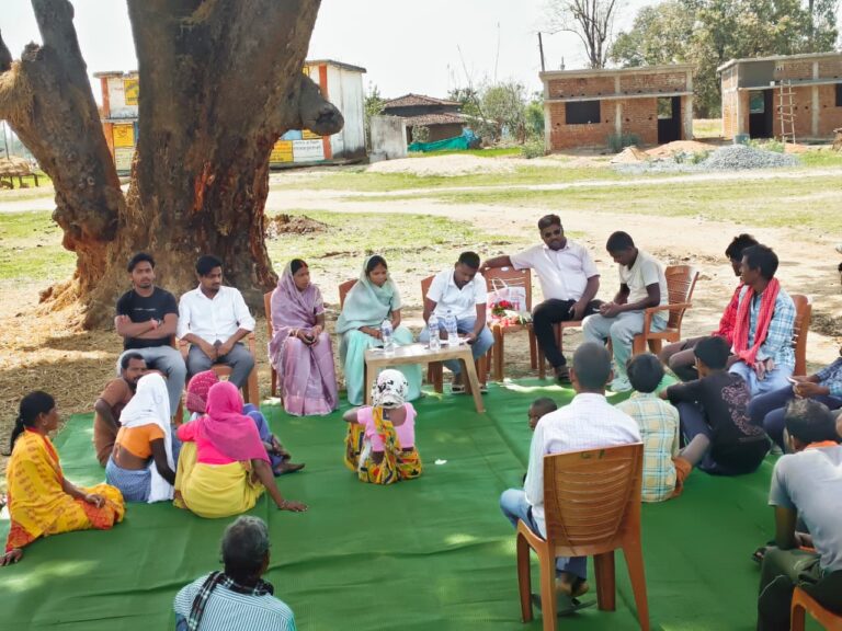 ‘गांव चलो, बस्ती चलो’ अभियान के तहत मढ़वा में जागरूकता कार्यक्रम संपन्न…