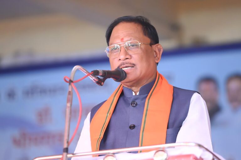 संविधान के मूल्यों को जन-जन तक पहुंचाने का संकल्प: समरसता भोज में शामिल हुए मुख्यमंत्री श्री साय