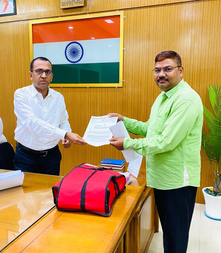 नगर निगम अंबिकापुर द्वारा संचालित आश्रय स्थल, नया बस स्टैंड अंबिकापुर के संचालन एवं वित्तीय प्रबंधन में संभावित अनियमितताओं की निष्पक्ष जांच कराए जाने बाबत सरगुजा कलेक्टर को ज्ञापन : परवेज़ आलम गांधी