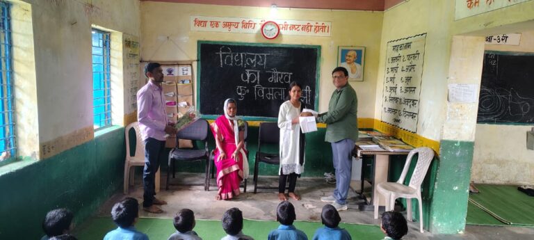 जूनाडीह (मैनपाट) के माझी समाज की बेटी ने नीट परीक्षा क्वालिफाई किया