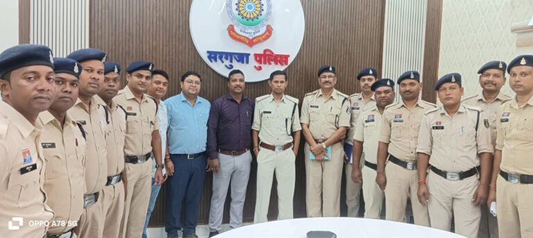 अतिरिक्त पुलिस अधीक्षक श्री रितेश चौधरी द्वारा जिले के समस्त थानों के सीसीटीएनएस ऑपरेटरों की बैठक लेकर लंबित कार्यों की समीक्षा