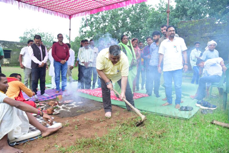 केदमा में विकास और राष्ट्रभक्ति का संगम, तिरंगा यात्रा के साथ मिली दो बड़ी सौगातें
