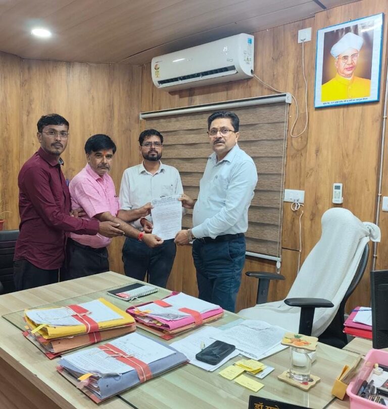 टेट उत्तीर्ण सहायक शिक्षकों एवं शिक्षकों की पदोन्नति प्रक्रिया में विलंब के विरोध में शिक्षक कल्याण संघ ने उठाई आवाज
