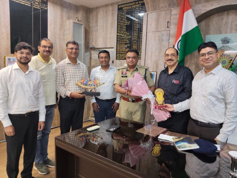 “साइबर जागृति अभियान” के तहत सरगुजा पुलिस ने सीए एसोसिएशन कों साइबर अपराधों के प्रति किया जागरूक,नगर पुलिस अधीक्षक अंबिकापुर ने दिए साइबर सुरक्षा के टिप्स।।