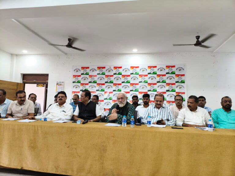 झीरम घाटी हमले के 13 वर्ष बाद आये NIA कोर्ट के फैसले को कांग्रेस ने आधा अधूरा न्याय बतलाते हुए इसके लिये इस घटना की जांच करने वाली NIA को इसका जिम्मेदार बतलाया है।