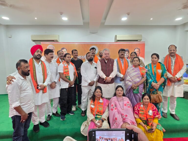 भारतीय जनता पार्टी अल्पसंख्यक मोर्चा छत्तीसगढ़ के नवनिर्युक्त प्रदेश प्रभारी श्री मनोज जैन जी का भाजपा प्रदेश कार्यालय में भव्य स्वागत किया गया।