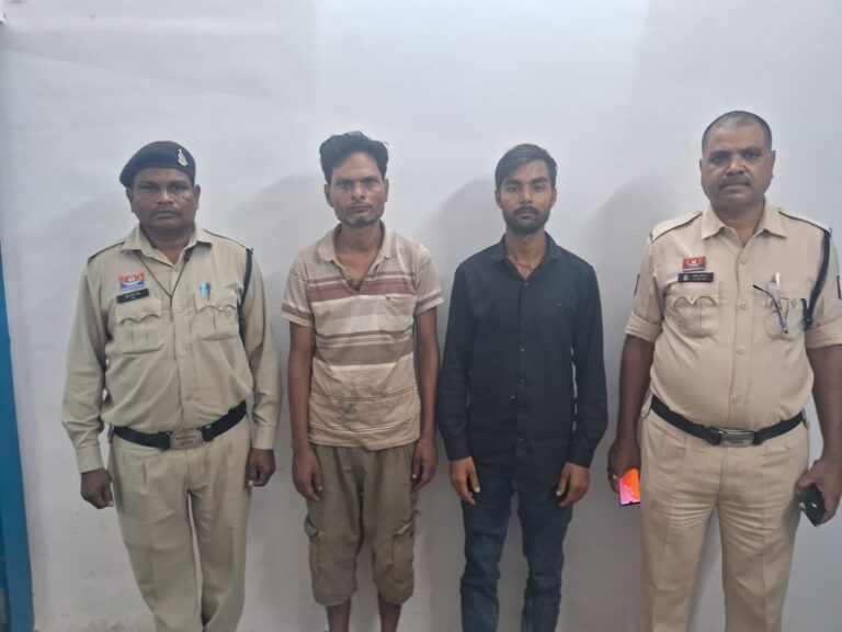 विश्रामपुर में चोरी की 3 वारदातों का खुलासा दो विधि-विरुद्ध संघर्षरत बालकों समेत 4 पकड़े गए, चोरी का सामान खरीदने वाले दो आरोपी भी गिरफ्तार,,