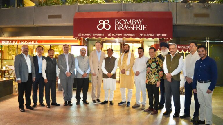 मुख्यमंत्री श्री विष्णु देव साय की गार्डन्स बाय द बे के साथ महत्वपूर्ण चर्चा, सिंगापुर बिजनेस फेडरेशन के लीडरशिप डिनर में हुए शामिल