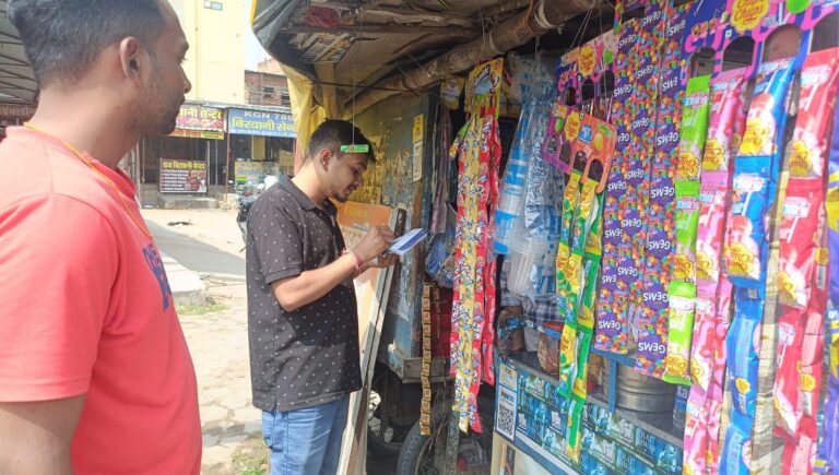 स्वच्छता व्यवस्था को लेकर नगर पालिका प्रशासन ने 7 दुकानदारों पर की जुर्माने की कार्रवाई