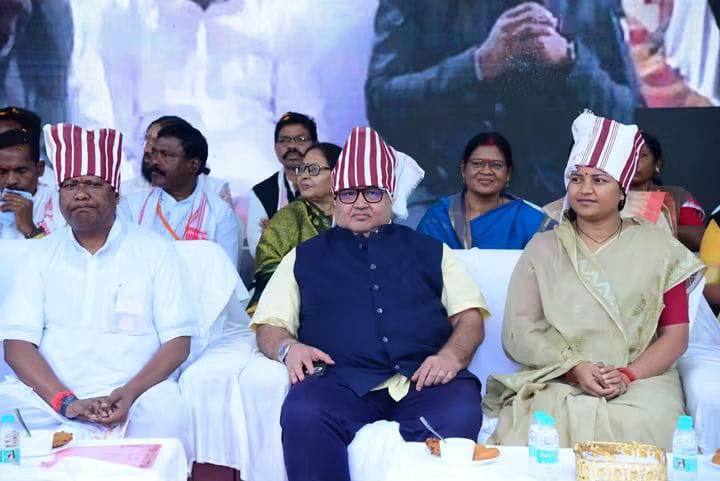 बाबा कार्तिक उरांव की विरासत को सम्मान, शिक्षा और विकास को नई दिशा: कैबिनेट मंत्री राजेश अग्रवाल